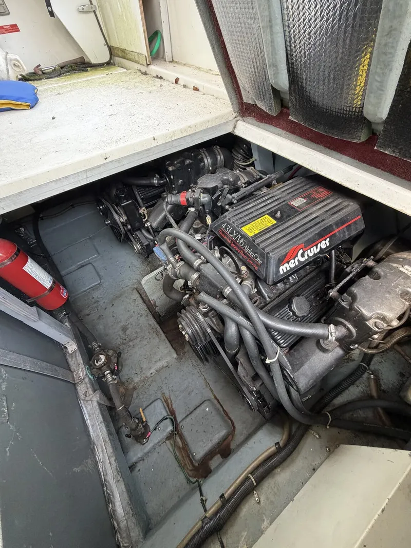 Slide: The Image of Sea Ray Sundancer 280 1989 - 5