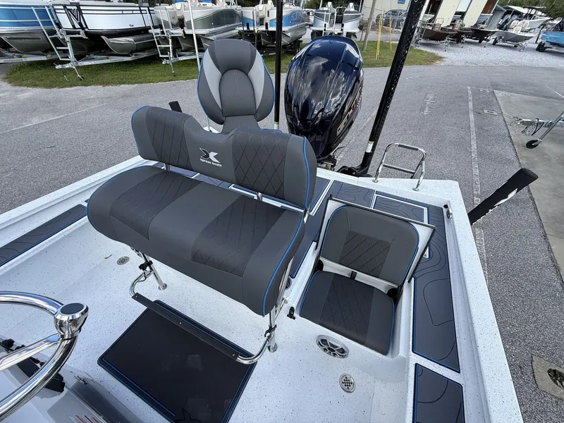 Slide: The Image of Xpress X23 Bay Lounge 2027 - 12