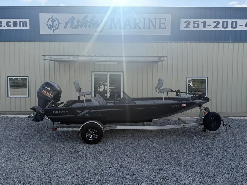 The Image of Xpress Hyper-Lift Bass Series H18 BASS 2024 - 1