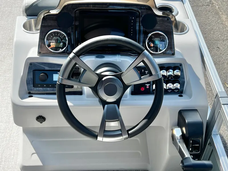 Slide: The Image of Avalon Venture 85 23' Rear Fish Triple-Toon 2027 - 25