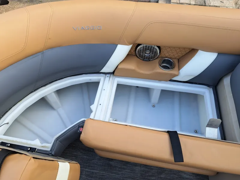Slide: The Image of Viaggio D23S 2022 - 15