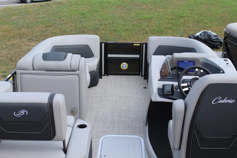 Slide: The Image of Barletta Cabrio C22U 2027 - 8