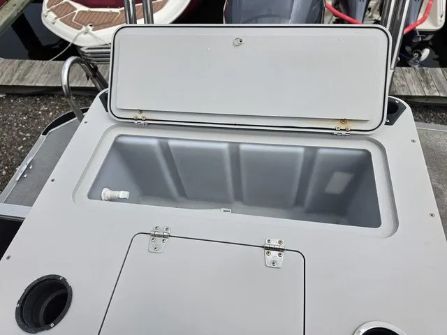 Slide: The Image of Sylvan L-3 Party Fish 2022 - 16