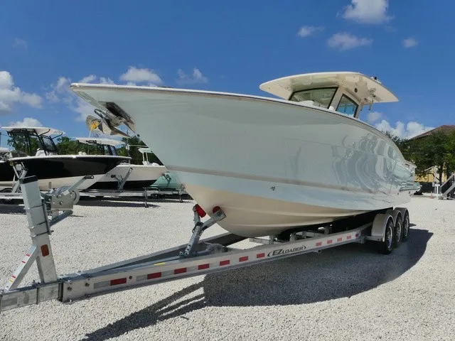 Slide: The Image of Scout 305 LXF 2023 - 4