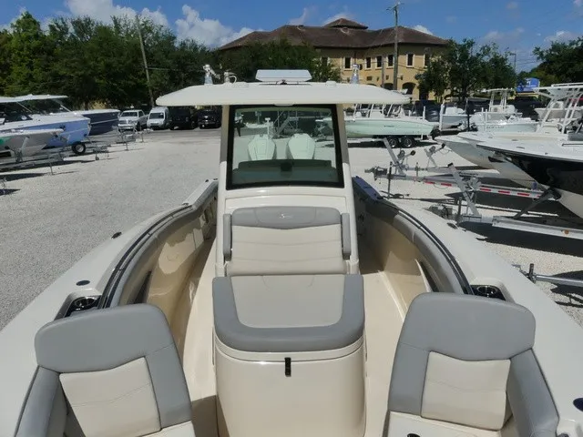 Slide: The Image of Scout 305 LXF 2023 - 18