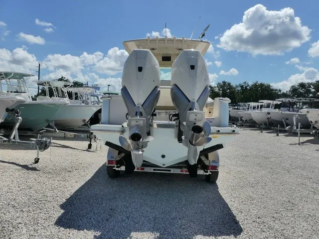 Slide: The Image of Scout 305 LXF 2023 - 5