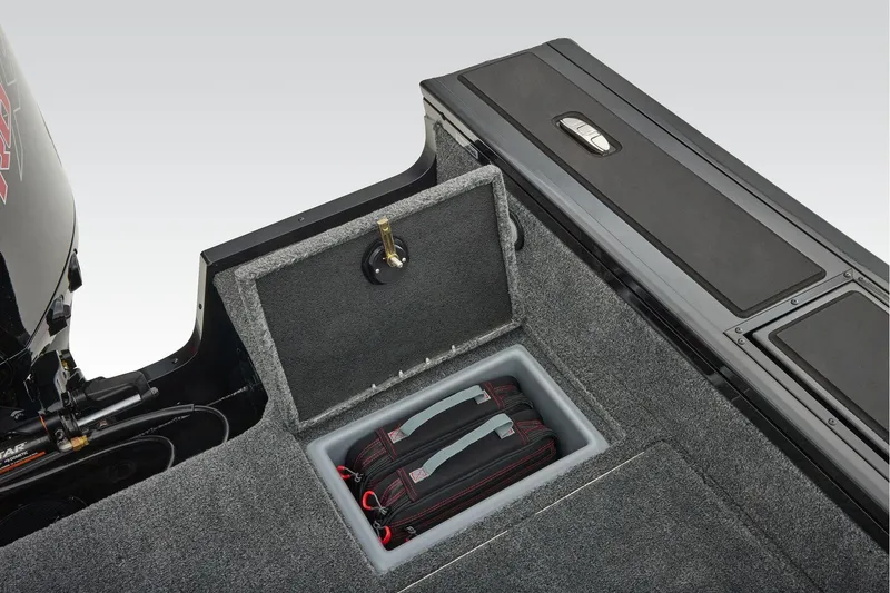 Slide: The Image of Tracker Targa V-19 WT 2026 - 70