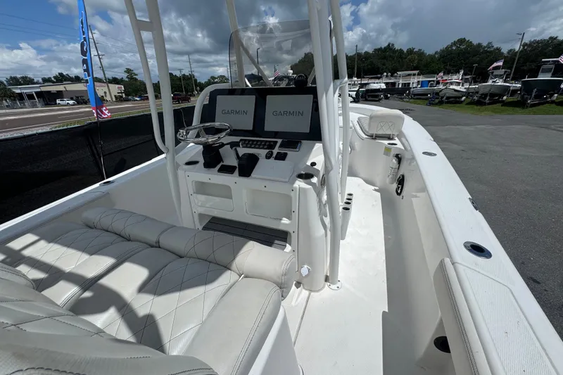 Slide: The Image of 2019 Blue Wave 2800 Pure Hybrid boat interior with Garmin navigation system. - 36