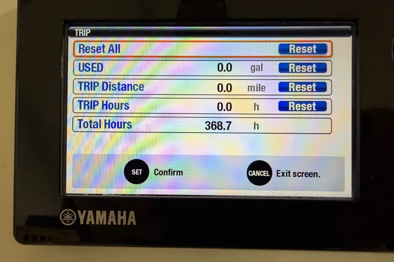 Slide: The Image of Yamaha display showing trip data and total hours for 2015 Regulator 23 boat. - 30