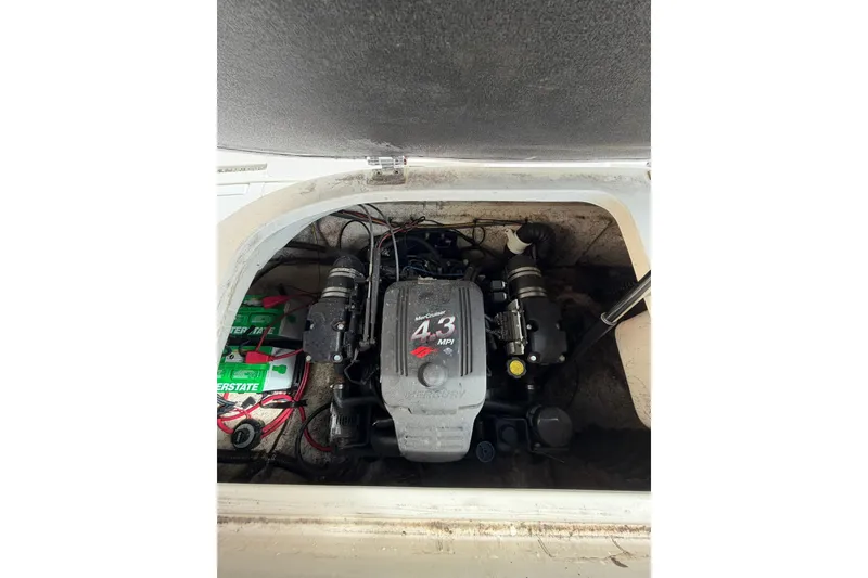 Slide: The Image of 2009 Mastercraft X-45 engine compartment with MerCruiser 4.3 MPI engine and Interstate battery. - 20