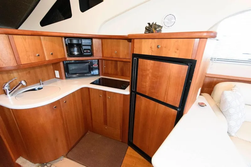 Slide: The Image of Silverton 35 Motor Yacht 2003 - 19