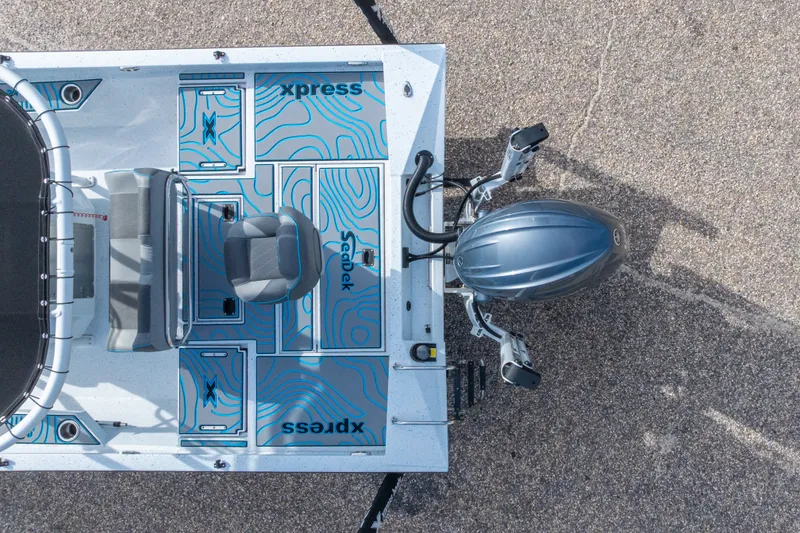 Slide: The Image of Top view of 2024 Xpress H22 Bay boat with detailed deck design. - 14