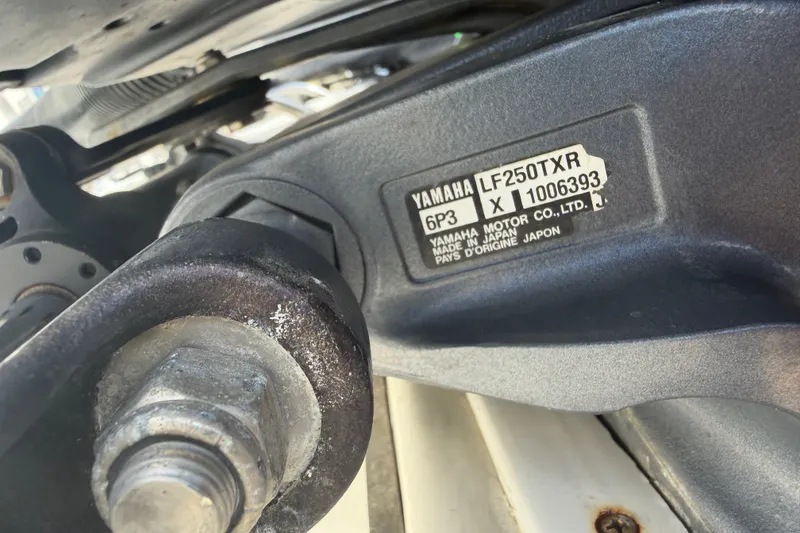 Slide: The Image of Close-up of Yamaha LF250TXR engine part on 2006 World Cat 270 TE boat. - 60