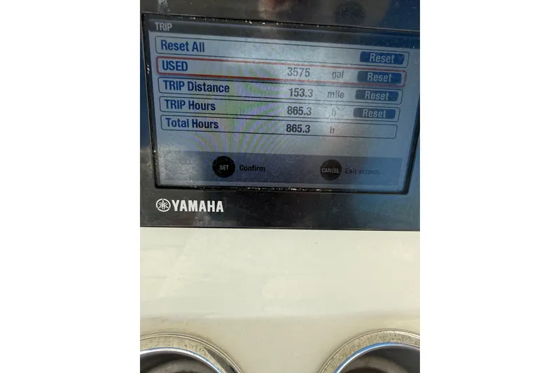 Slide: The Image of Yamaha display showing trip data for 2017 Ranger 2510 Bay Ranger boat. - 15