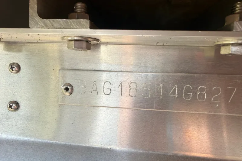 Slide: The Image of Hull identification number on 2026 Bentley Pontoons Legacy 223 Swingback. - 19