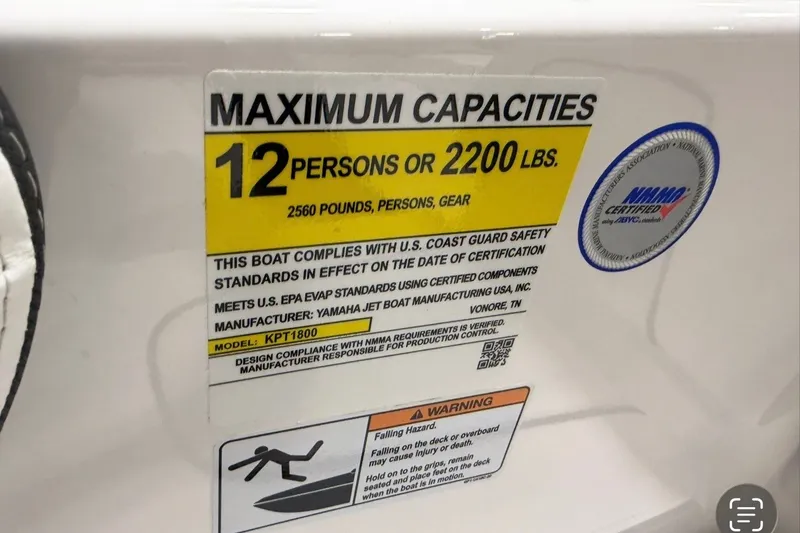 Slide: The Image of 2025 Yamaha Boats 255 FSH Sport E capacity label, 12 persons or 2200 lbs. - 24