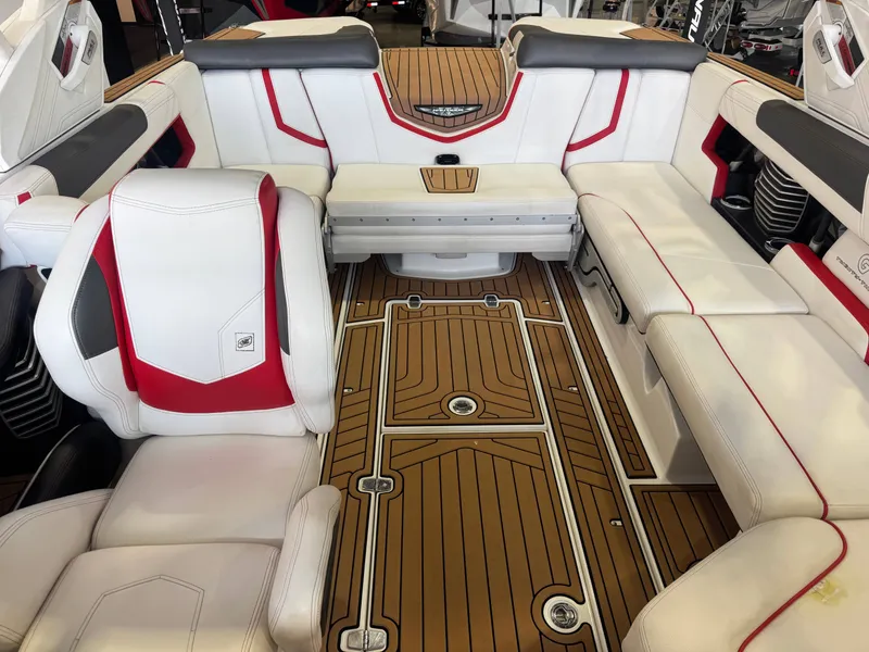 Slide: The Image of Nautique Super Air Nautique G23 2018 - 22