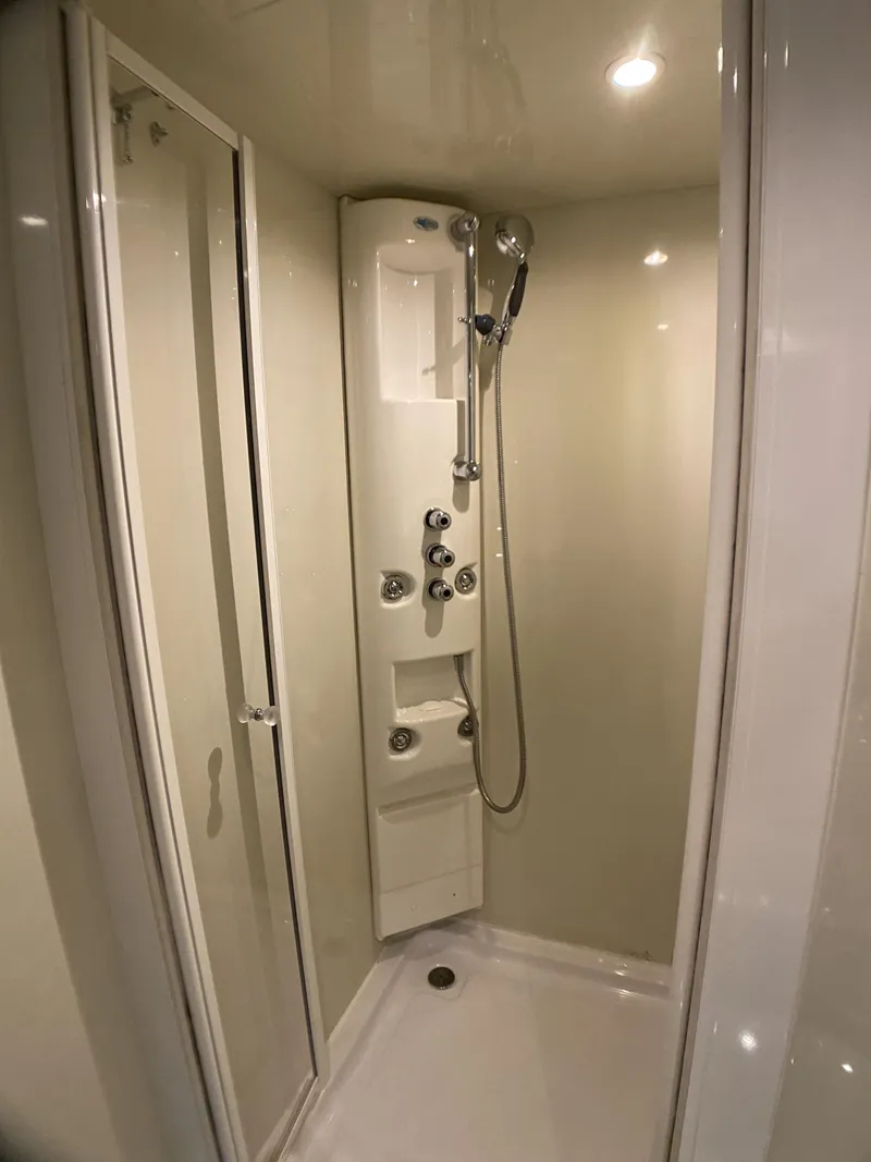 Slide: The Image of Azimut 85 Ultimate 1999 - 60
