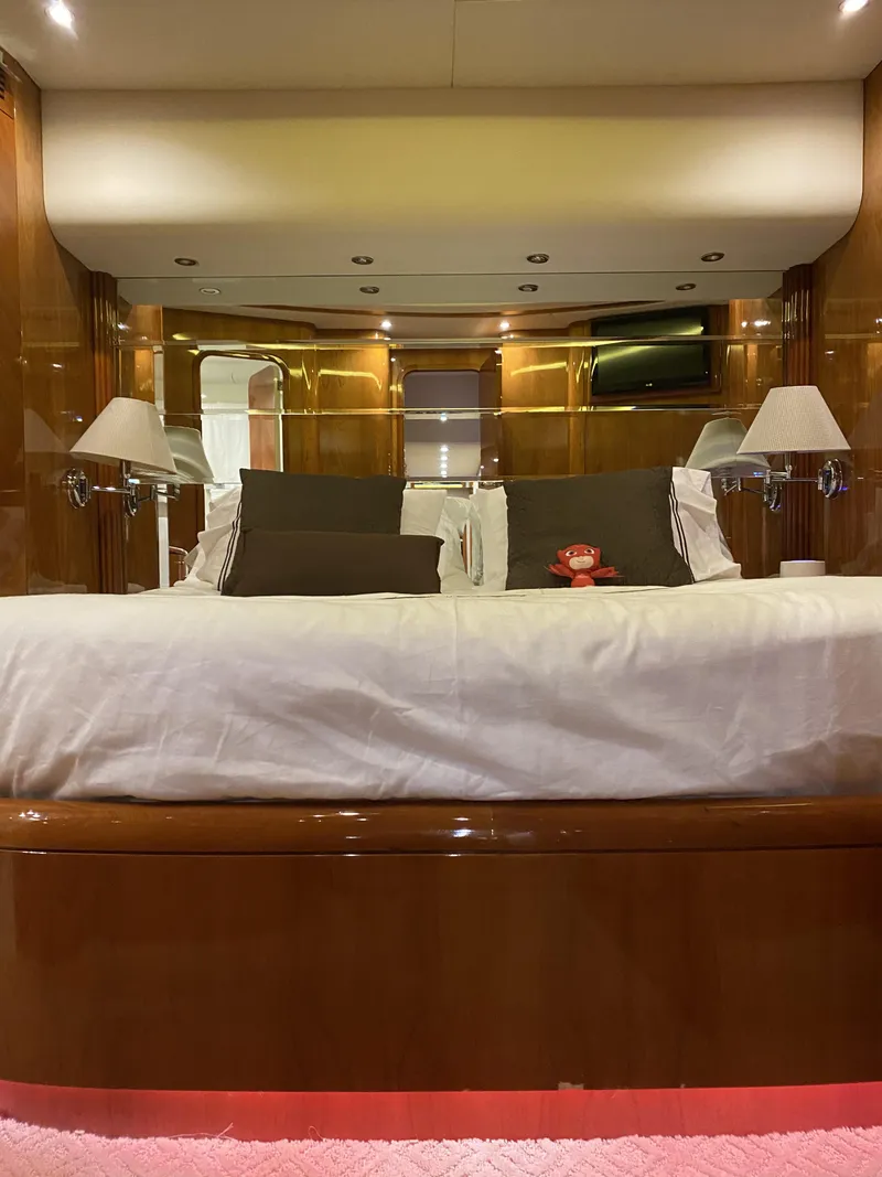 Slide: The Image of Azimut 85 Ultimate 1999 - 66