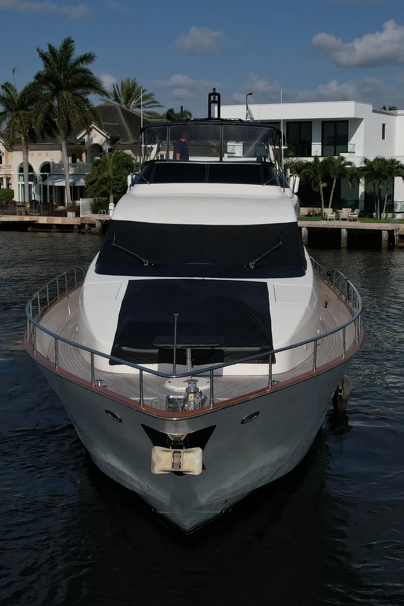 Slide: The Image of Azimut 85 Ultimate 1999 - 106