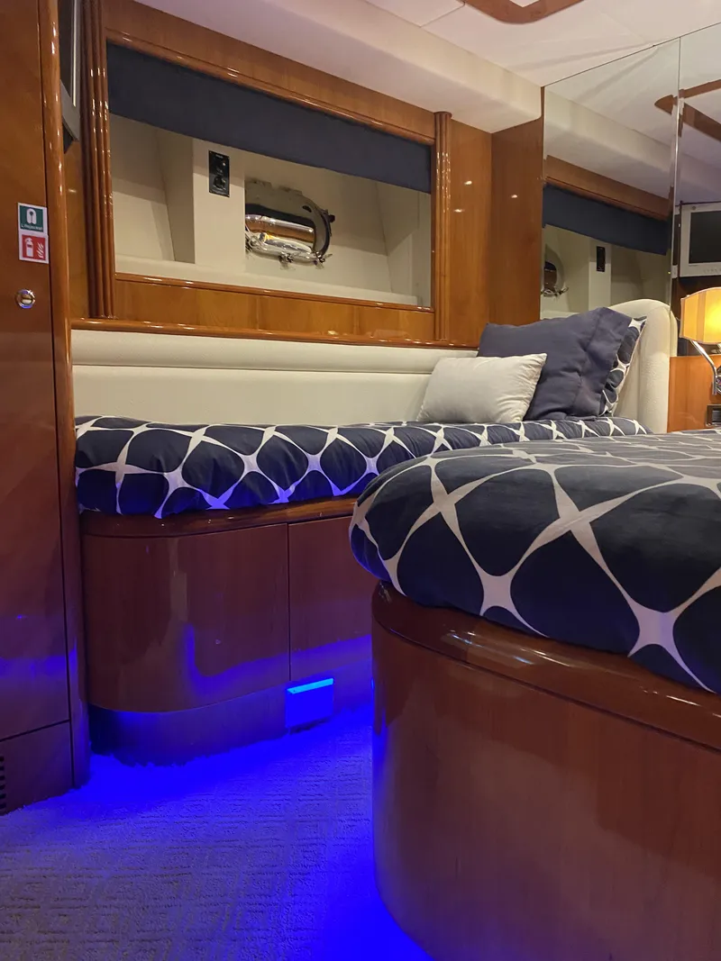 Slide: The Image of Azimut 85 Ultimate 1999 - 65