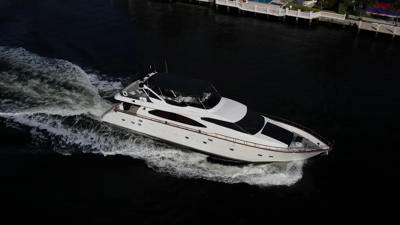 Slide: The Image of Azimut 85 Ultimate 1999 - 103