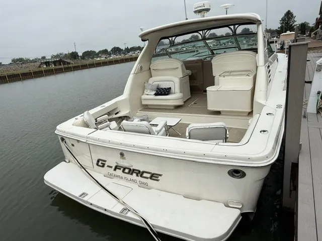 Slide: The Image of Sea Ray 370 Express Cruiser 1999 - 2