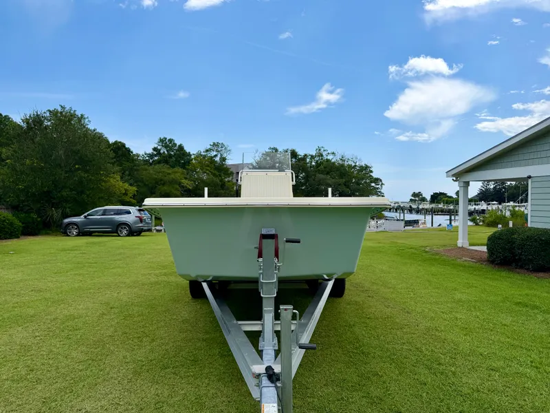 Slide: The Image of Jones Brothers 23 Bateau 2024 - 7
