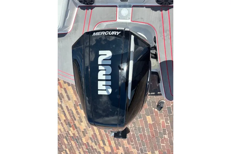 Slide: The Image of 2023 Tahoe 210 S Limited with Mercury 225 outboard engine, top view. - 21