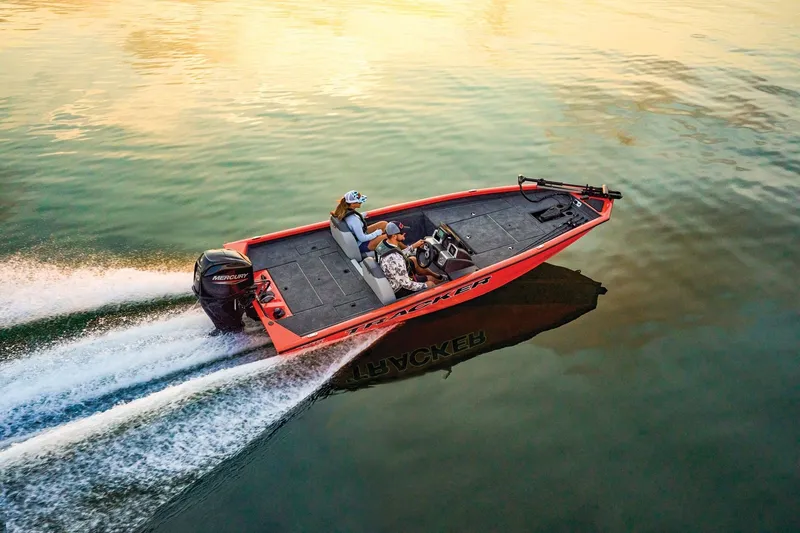 Slide: The Image of Tracker Pro Team 175 2027 - 29