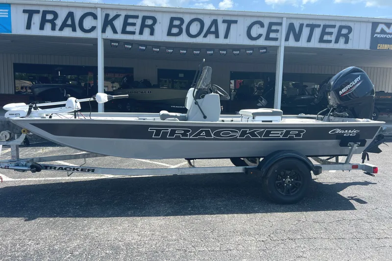 The Image of 2027 Tracker Bass Tracker Classic CC boat at Tracker Boat Center. - 0