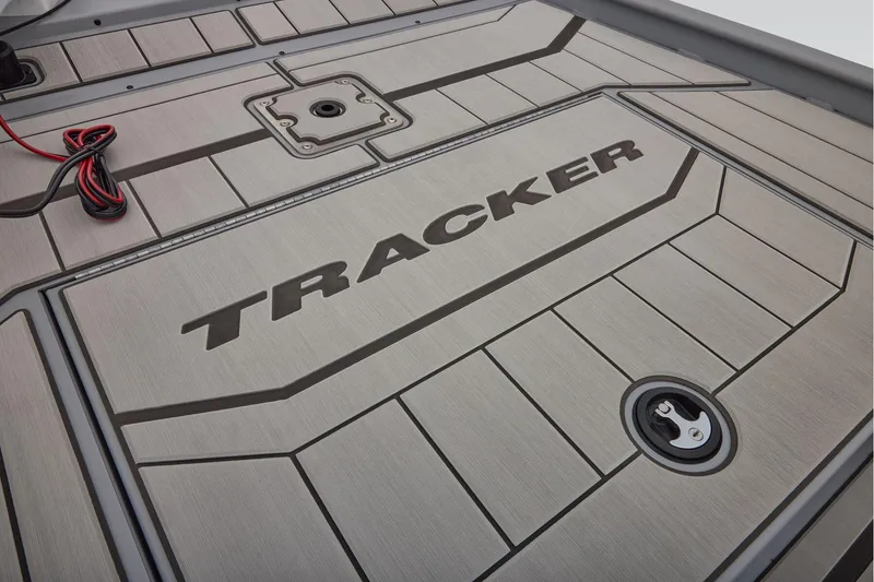 Slide: The Image of Tracker Bass Tracker Classic CC 2027 - 19