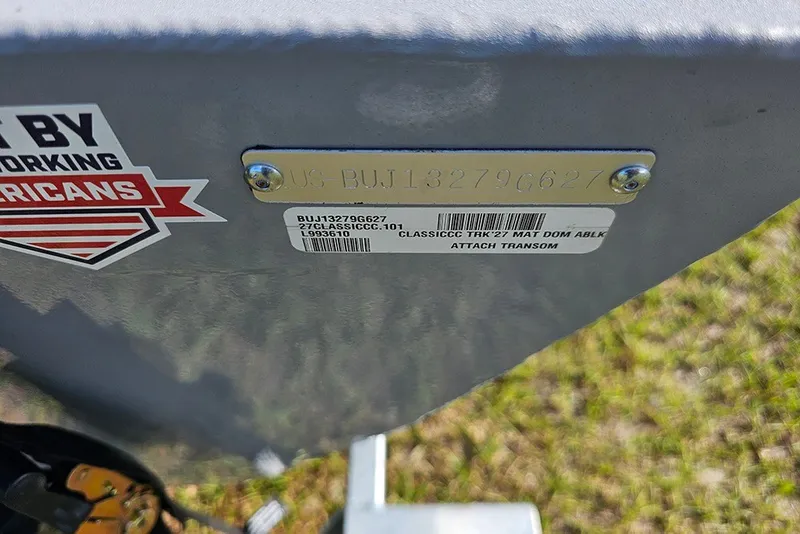 Slide: The Image of Tracker Bass Tracker Classic CC 2027 - 23