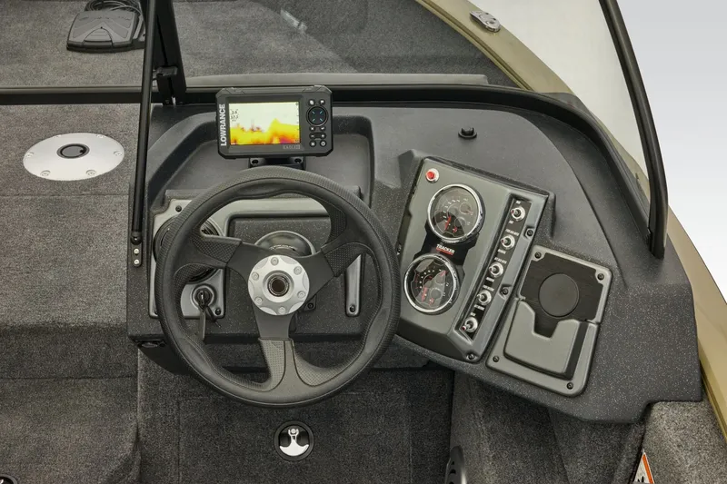 Slide: The Image of Tracker Pro Guide V-175 Combo 2027 - 18