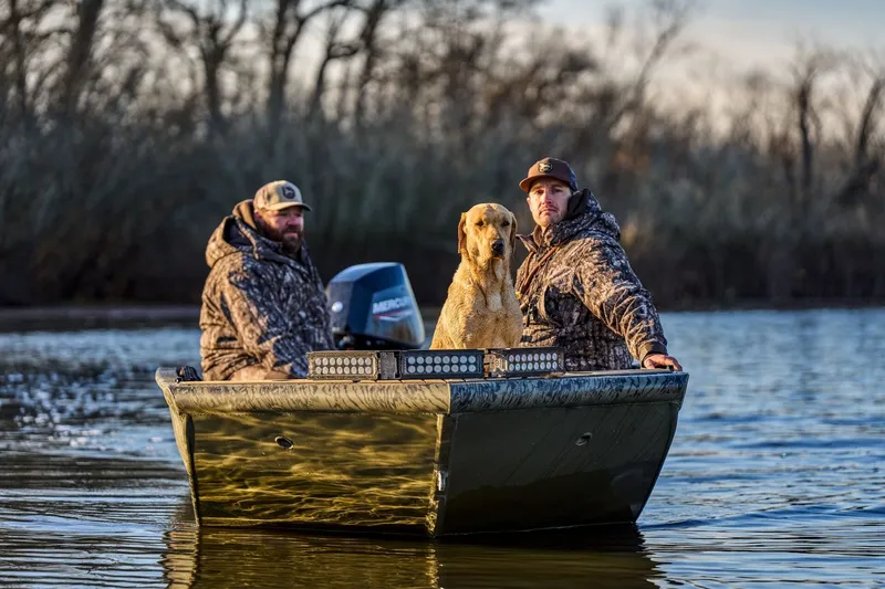 Slide: The Image of Tracker Grizzly 1553 Timber 2027 - 28