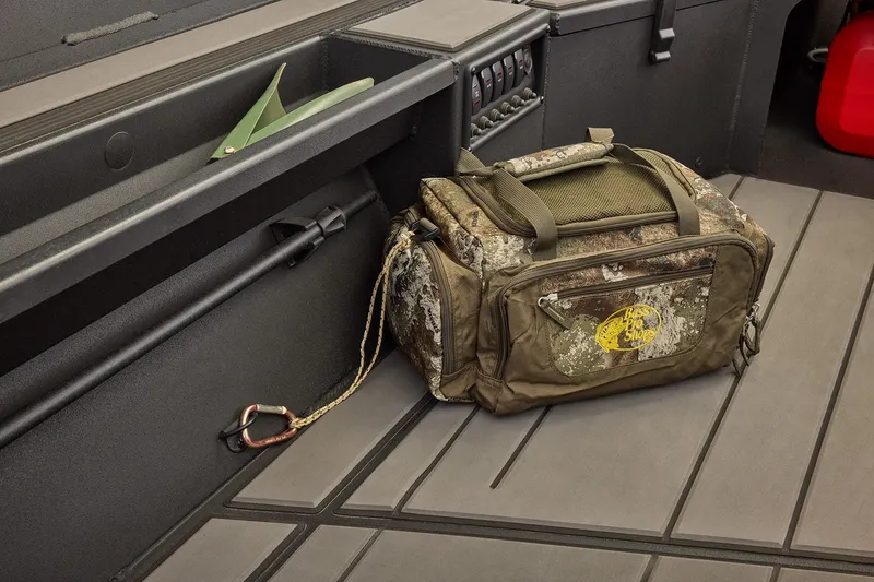 Slide: The Image of Tracker Grizzly 1756 T Marsh 2027 - 54