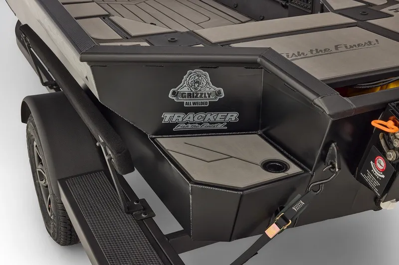 Slide: The Image of Tracker Grizzly 1756 T Marsh 2027 - 58