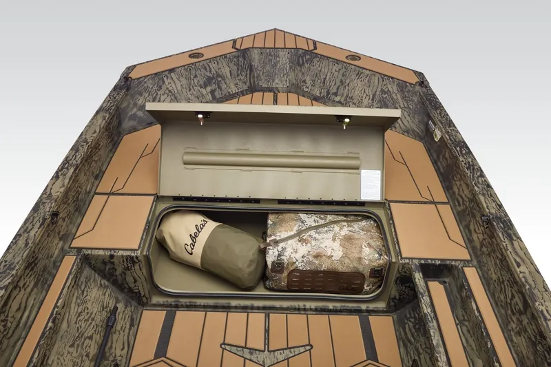 Slide: The Image of Tracker Grizzly 1553 Timber 2027 - 17