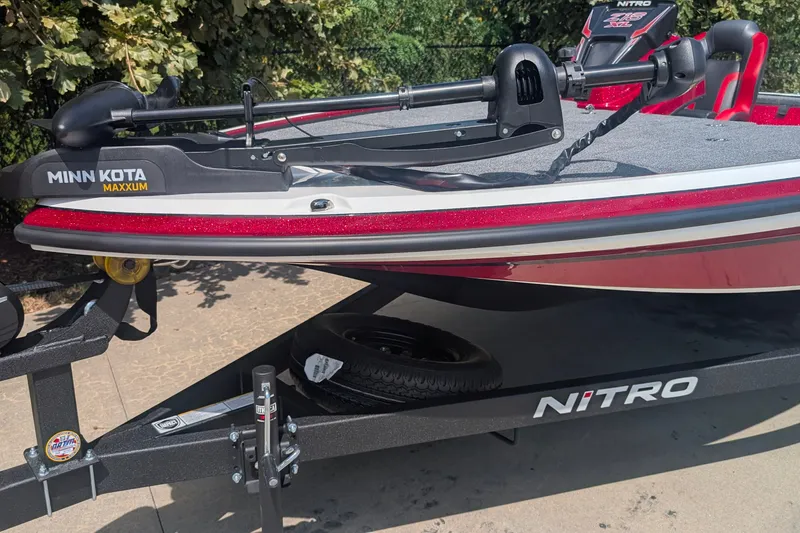 The Image of 2027 Nitro Z18 XL boat with Minn Kota Maxxum trolling motor on trailer. - 0