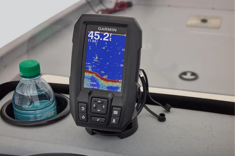 Slide: The Image of Tracker Bass Tracker Classic CC 2027 - 22