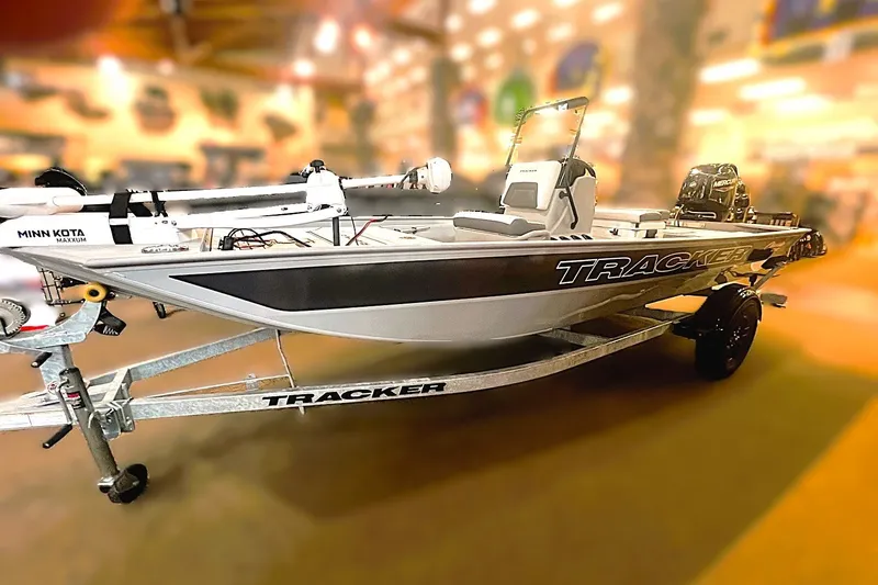 The Image of 2027 Tracker Bass Tracker Classic CC boat on display in showroom. - 0