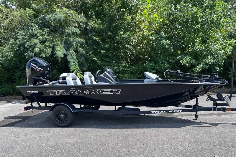 The Image of Tracker Pro Team 175, 2027 model, parked on a trailer outdoors. - 0