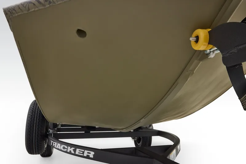 Slide: The Image of Tracker Grizzly 1553 Timber 2027 - 13