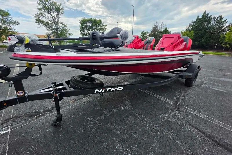 The Image of Nitro Z18 XL 2027 - 0
