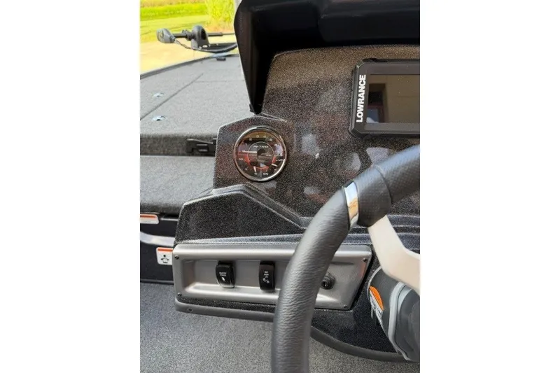 Slide: The Image of Dashboard of 2027 Nitro Z18 XL boat with steering wheel and control panel. - 43