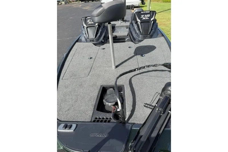 Slide: The Image of 2027 Nitro Z18 XL boat deck with seating and equipment. - 16