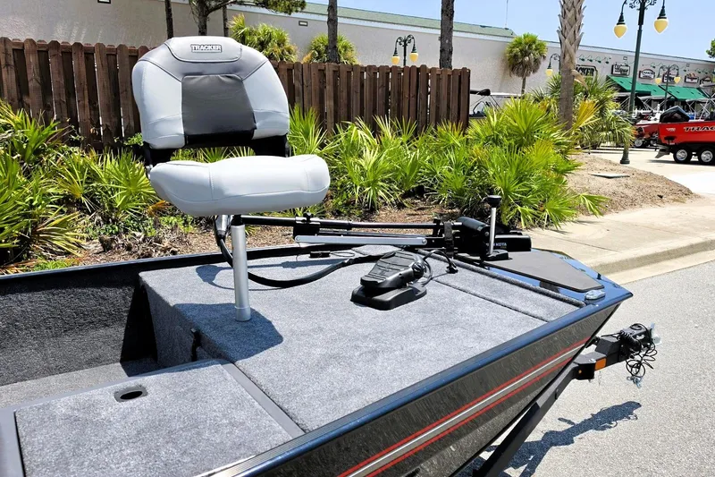 Slide: The Image of 2027 Tracker Bass Tracker Classic XL boat with fishing seat and trolling motor. - 14