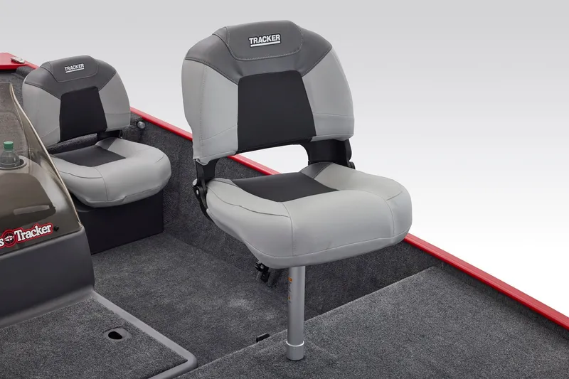 Slide: The Image of Tracker Bass Tracker Classic XL 2027 - 29