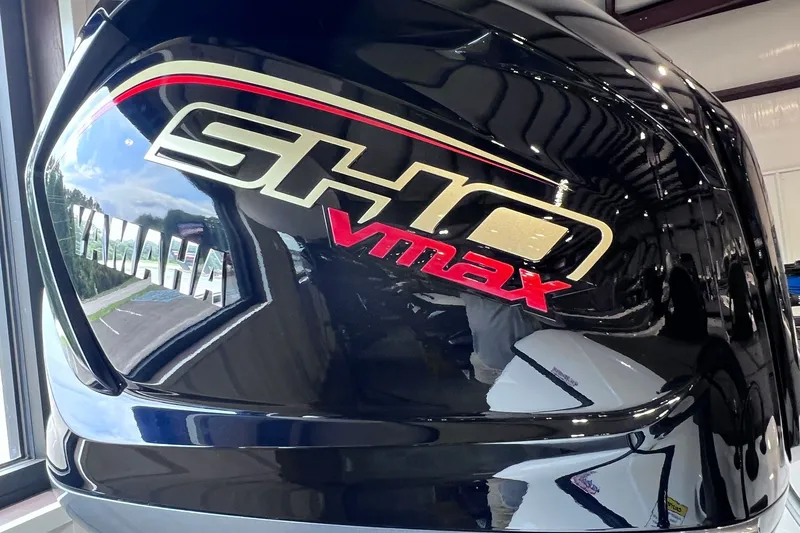 Slide: The Image of 2026 Skeeter ZXR20 SE with Yamaha SHO VMAX engine detail. - 20