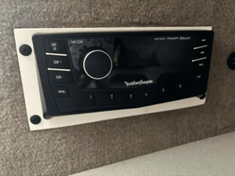 Slide: The Image of Stingray 250 CR 2009 - 17